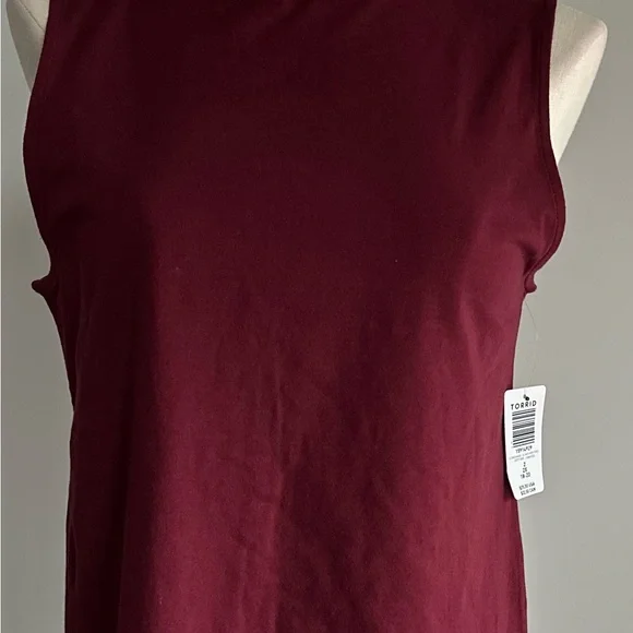 NWT Torrid Rich Burgundy Sleeveless Mock Turtle Neck Tank Top - Picture 4 of 7